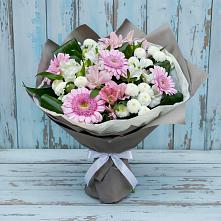 Букет цветов из:  Герберы, Альстромерии и Хризантемы #REPLACE_PRED# Кировском