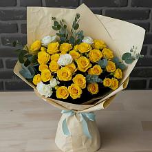 Букет цветов из:  Розы в Кировском