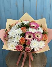Букет цветов из:  Розы, Герберы и Хризантемы #REPLACE_PRED# Кировском
