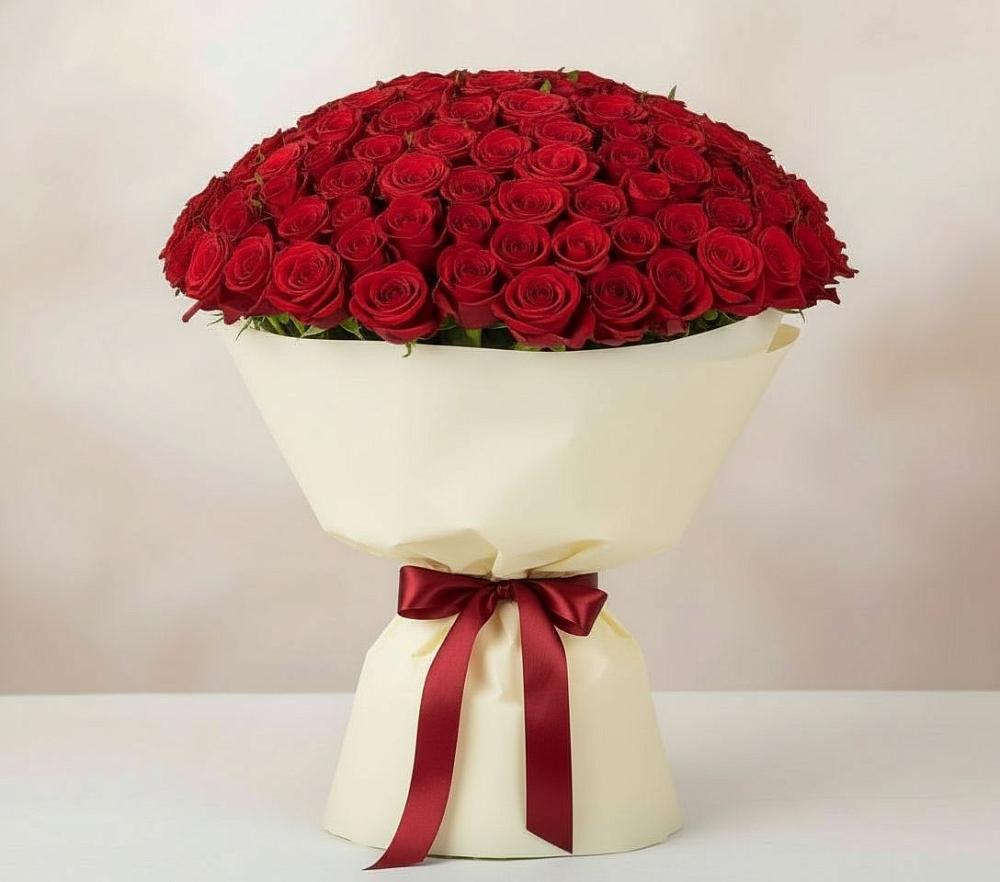 Букет 101 Красная роза Милано в Кировском