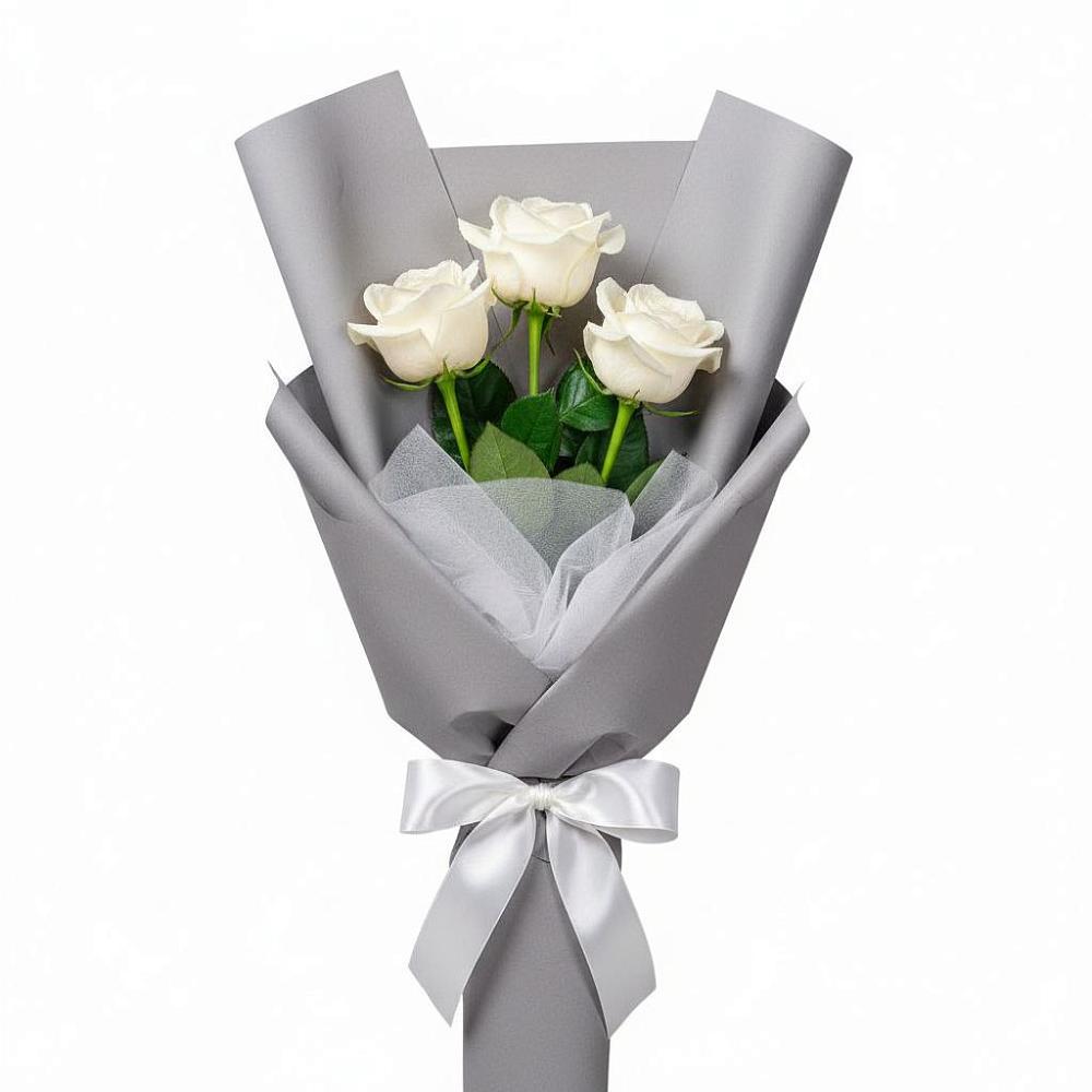 Букет 3 белые розы в Кировском