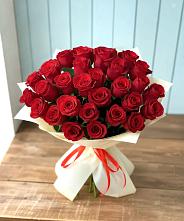 Букет 29 Красных роз в Кировском