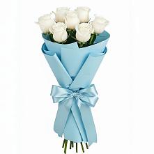 Букет 7 белых роз Проуд в Кировском