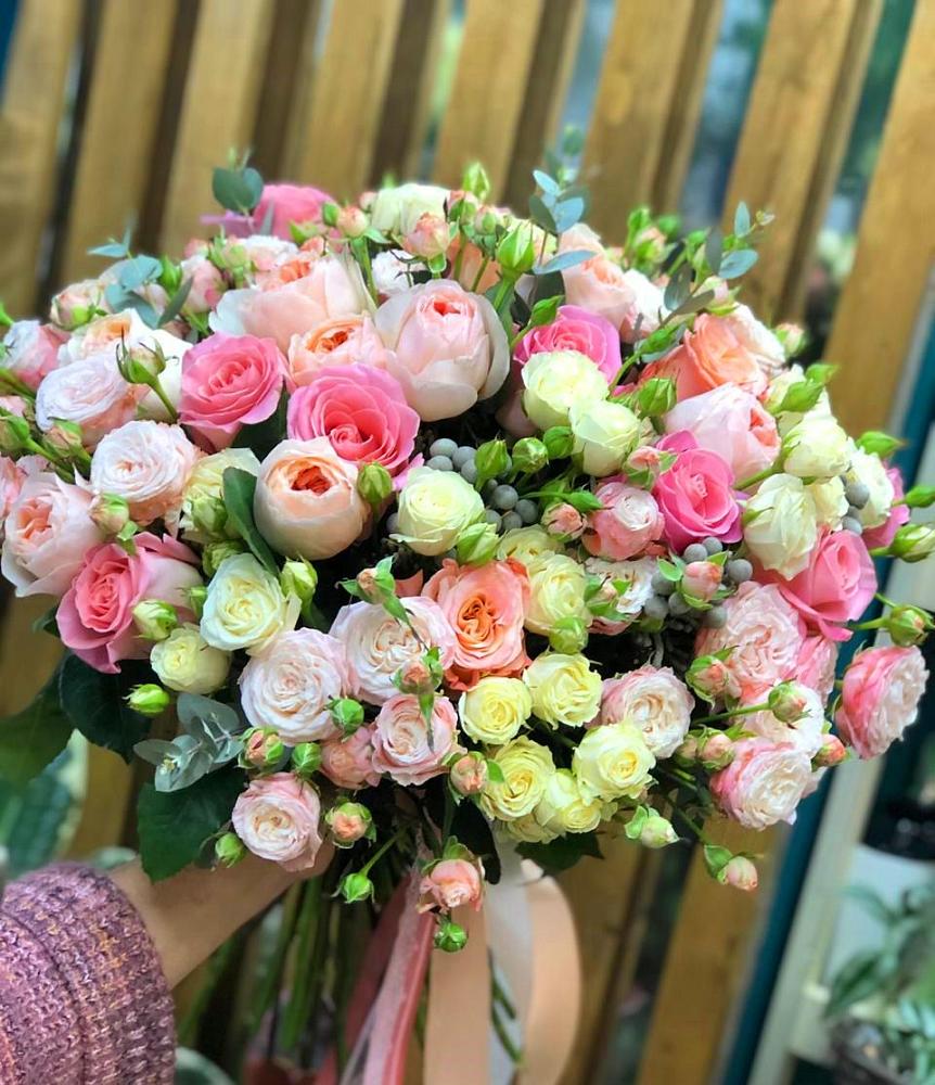 Букет цветов из: Розы в Кировском