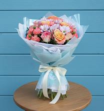 Букет цветов из:  Хризантемы и Розы в Кировском