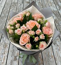 Букет цветов из:  Розы #REPLACE_PRED# Кировском