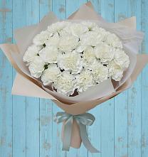 Букет цветов из:  Гвоздики в Кировском