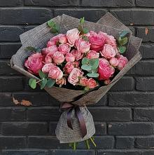 Букет цветов из:  Розы #REPLACE_PRED# Кировском